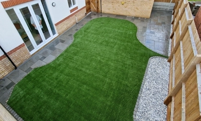 Realistic, quality artificial grass supplied & installed în London 
